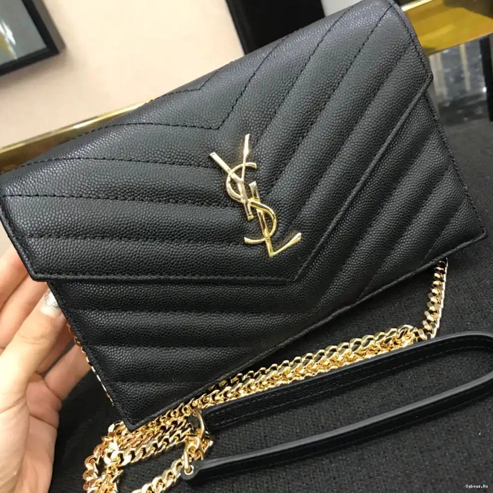 YSL CASSANDRE MATELASSÉ CHAIN WALLET 0503